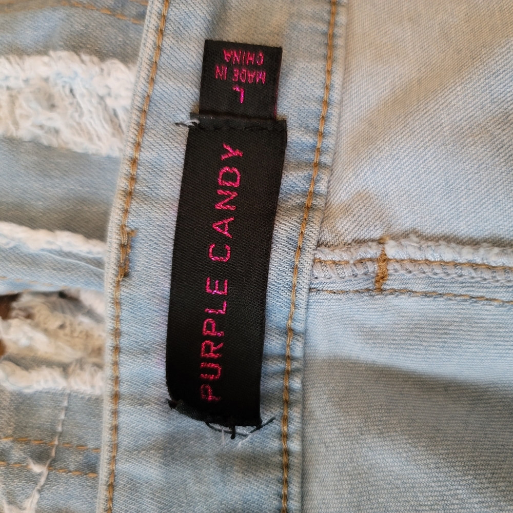 New (No Tags) Stylish Embroidered Jeans w/ Side Embellishments (Size L) - Picture 6 of 7